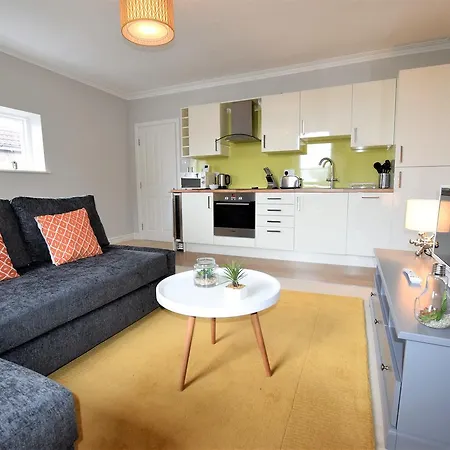 Clifton Avenue - Yourapartment *