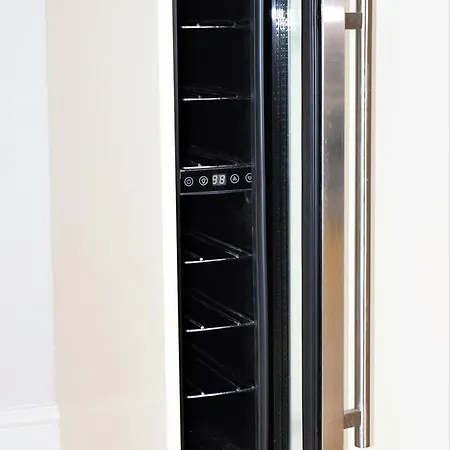Clifton Avenue - Yourapartment Apartman