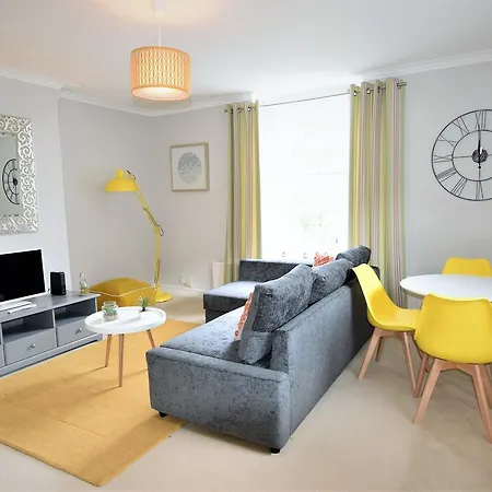 Clifton Avenue - Yourapartment * Bristol
