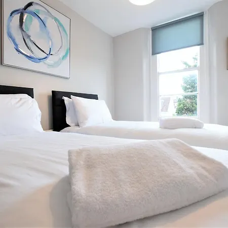 Clifton Avenue - Yourapartment Bristol